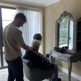 Richard House Care Home Welcomes Dementia-Friendly Barbers as Part of Inclusive Care at Tanglewood